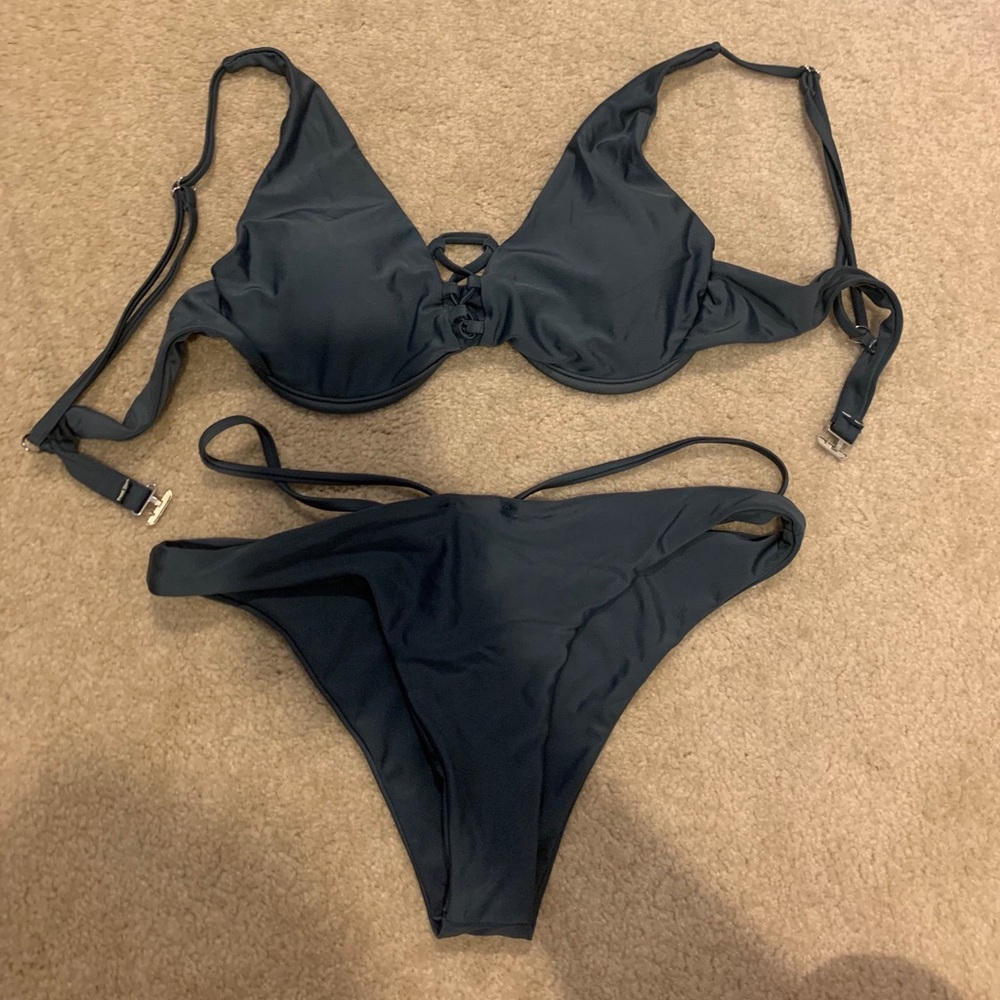 Bikini bathing suit top
